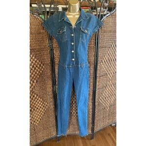 Size S//Vintage 90s Short Sleeve Cropped Leg Raw Hem Denim Jumpsuit